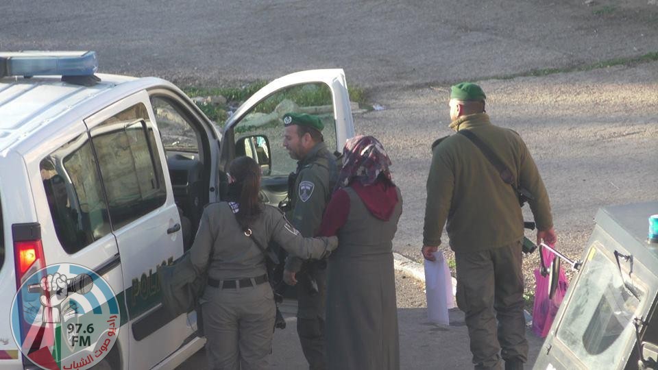 قوات الاحتلال تعتقل فتاة غرب نابلس