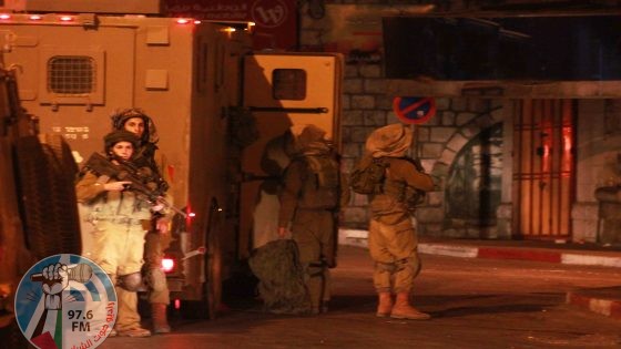 قوات الاحتلال تعتقل 5 شبان وتستولي على منزلين ومغسلة في جنين