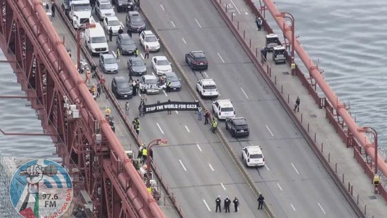 متظاهرون مؤيدون لفلسطين يغلقون جسرا في سان فرانسيسكو الأميركية