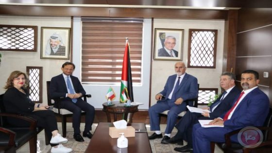 وزير الزراعة يستقبل القنصل العام الايطالي لدى دولة فلسطين