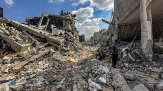 قوات الاحتلال تنسحب من بعض المحاور في مخيم جباليا