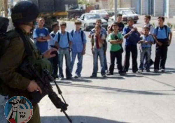 جيش الاحتلال يحتجز أربعة طلاب من صرة غرب نابلس
