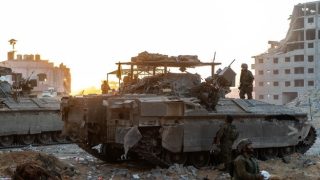 213 يوما للحرب على فلسطين