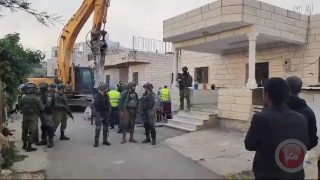 محدث- قوات الاحتلال تهدم منزلين في بيت أمر