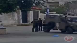 الاحتلال يداهم بلدية ديراستيا ويعتقل 5 مواطنين ويصادر مركبة