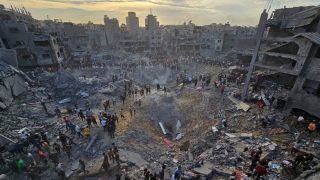 237 يوما للحرب: شهداء بالعشرات واجتياح رفح وجباليا مستمر
