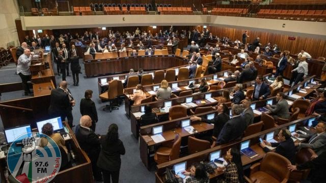 “الكنيست الإسرائيلية” تصادق بالقراءة التمهيدية على مشروع قانون يعتبر الأونروا “منظمة إرهابية”