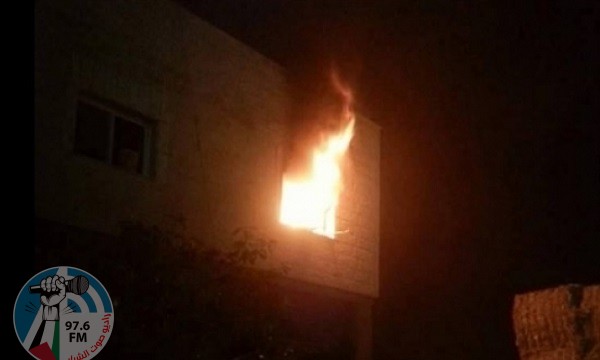 مستوطنون يضرمون النار بمنزل في دوما جنوب نابلس
