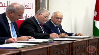 أبو كشك يوقع اتفاقية إنشاء كرسي للدراسات المغربية في جامعة القدس