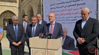 د. مصطفى لـ معا: نحن نعيش شهر بشهر
