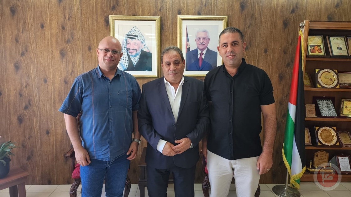 طاقم” مؤسسة الأفق” يجتمع بمحافظ بيت لحم