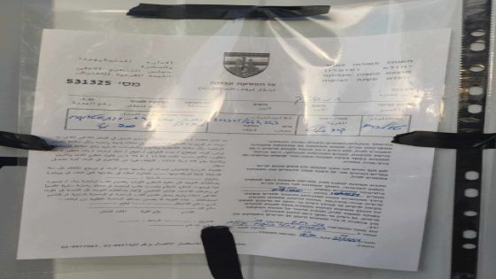 الاحتلال يسلم اخطارين وقف العمل والبناء ووضع اليد على معدات بديربلوط