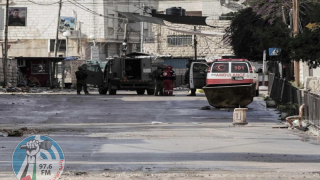 الاحتلال يصيب شابا بالرصاص عقب اقتحام مدينة جنين