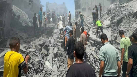 8 شهداء في قصف استهدف عناصر لتأمين المساعدات في خان يونس