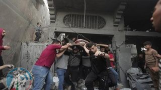 انتشال عشرات الشهداء والجرحى من وسط قطاع غزة