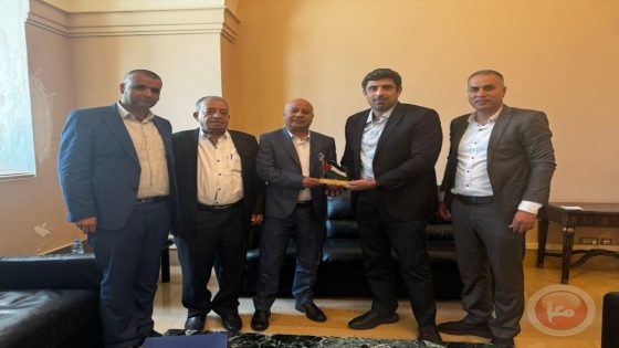 أبو هولي والحسن يناقشان نتائج توصيات لجنة المراجعة المستقلة لعمل “الأونروا”