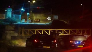 الاحتلال يغلق الحواجز العسكرية المحيطة بنابلس