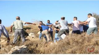مستوطنون يحاولون إحراق منازل في قرية بيتين شرق رام الله