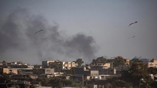 5 شهداء في قصف إسرائيلي لمبنى بلدية غزة