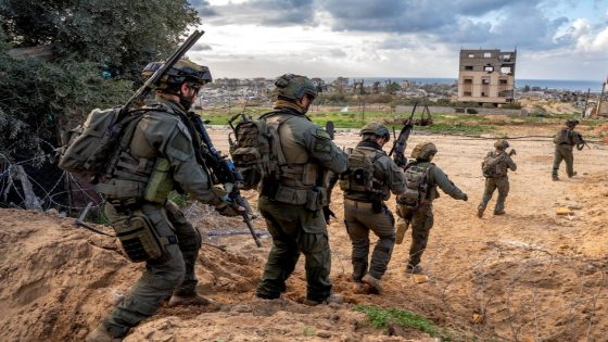 261 يوما للحرب على فلسطين