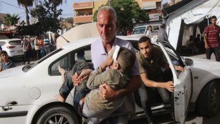 3 شهداء وعدد من الجرحى جراء استهداف لمواطنين في مخيم الشاطئ