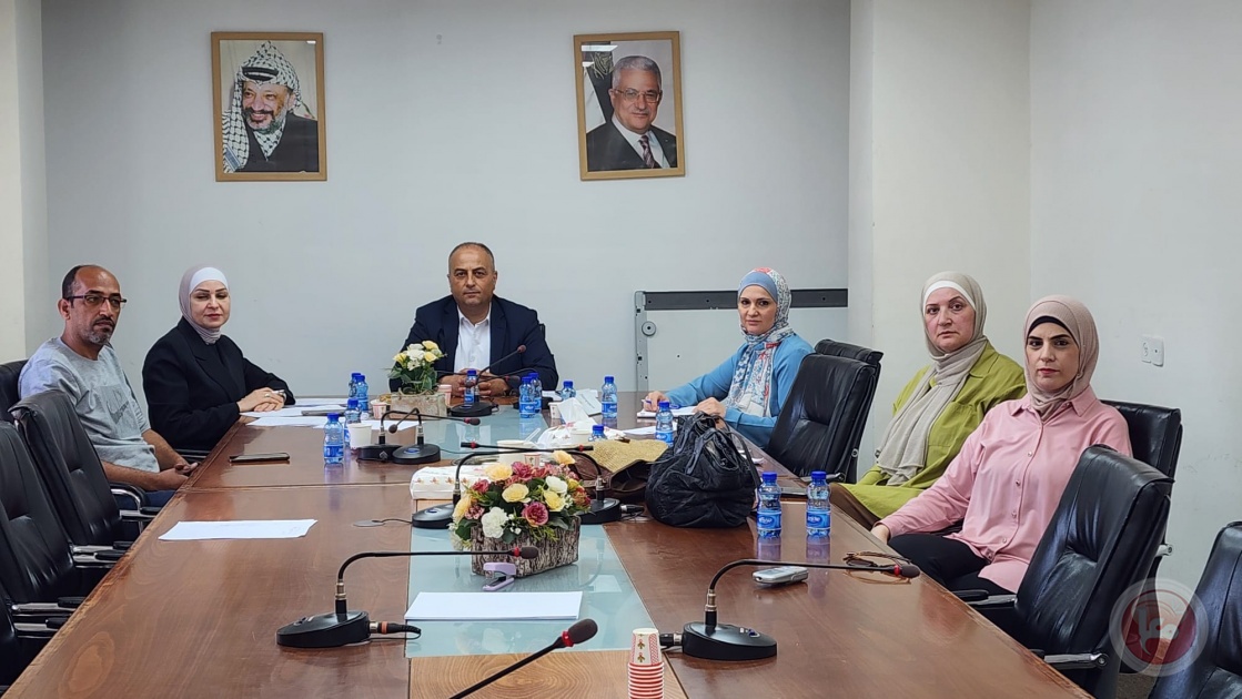 سلطة الأراضي تبحث تسهيل مشاريع الإسكان والافراز