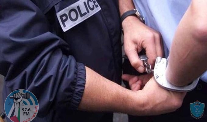 الشرطة والاستخبارات يكشفان ملابسات سرقة محطة محروقات برام الله