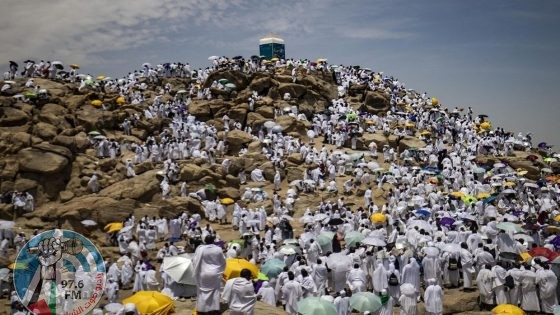 السعودية تبعد 300 ألف شخص من مكة لعدم حملهم تصاريح الحج