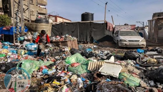 “الأونروا” تحذر من مخاطر بيئية وصحية كارثية في قطاع غزة