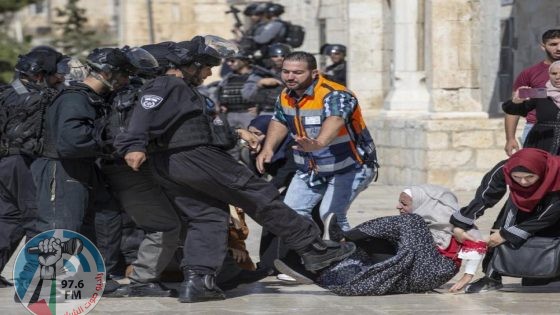 الاحتلال يحتجز 4 نساء في وادي الحصين شرق الخليل