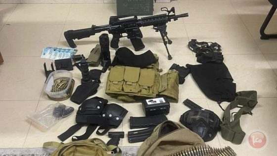ضبط سلاح ناري وذخيرة بحوزة تاجر سلاح في الخليل