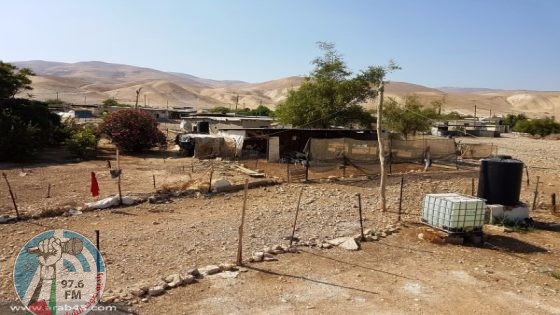 قوات الاحتلال تداهم عدة منازل في قرية فصائل شمال أريحا