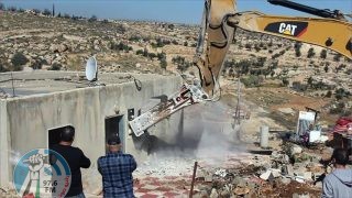 الاحتلال يشرع بهدم منزل في دوما جنوب نابلس