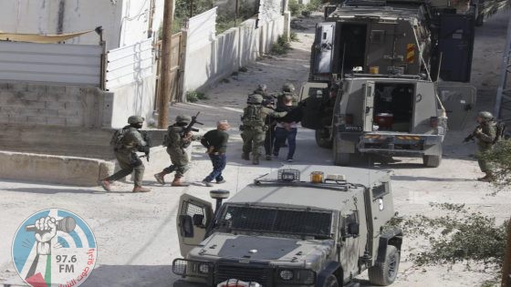 الاحتلال يعتقل شابا من بيت ريما شمال رام الله ويستولي على مركبته
