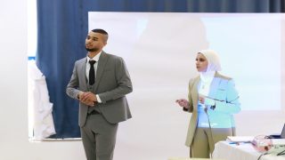 خريجا الهندسة المعمارية محمود أبو حماد وأماني عيسى يصممان مشروع “مستشفى جامعة القدس التعليمي