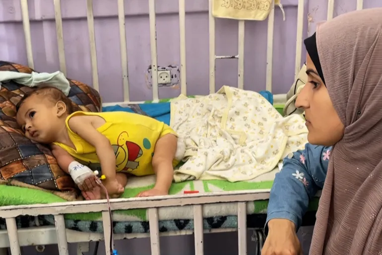 "الصحة العالمية" تعرب عن قلقها من إصابة طفل رضيع بشلل الأطفال في دير البلح