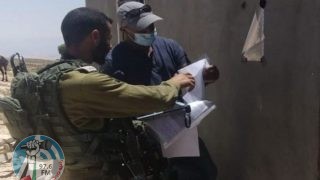 الاحتلال يخطر بوقف البناء والعمل في منازل ومحلات تجارية بقبلان جنوب نابلس