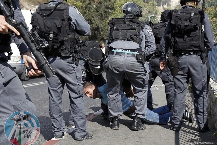 الاحتلال يعتقل مواطنين من القدس