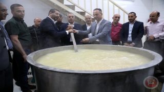 مدير مخابرات محافظة الخليل يتفقد الحرم الإبراهيمي
