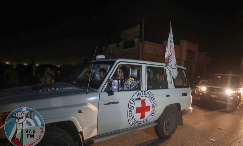 قناة إسرائيلية: إبرام صفقة التبادل الآن سيمنع اندلاع حرب إقليمية