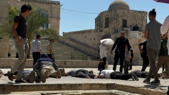 انتهاكات خطيرة واستباحة واسعة للأقصى في ذكرى ما يسمى “خراب الهيكل”
