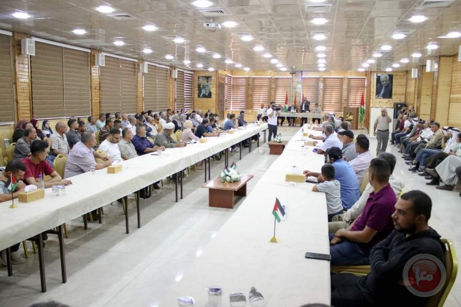 توزيع منح ومعونات زراعية في محافظة الخليل
