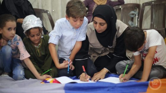 منظمة “أمريكيون من أجل الأيتام الفلسطينيين” تفتتح برنامج “نمرح ونتعلم” التعليمي في مخيم جباليا