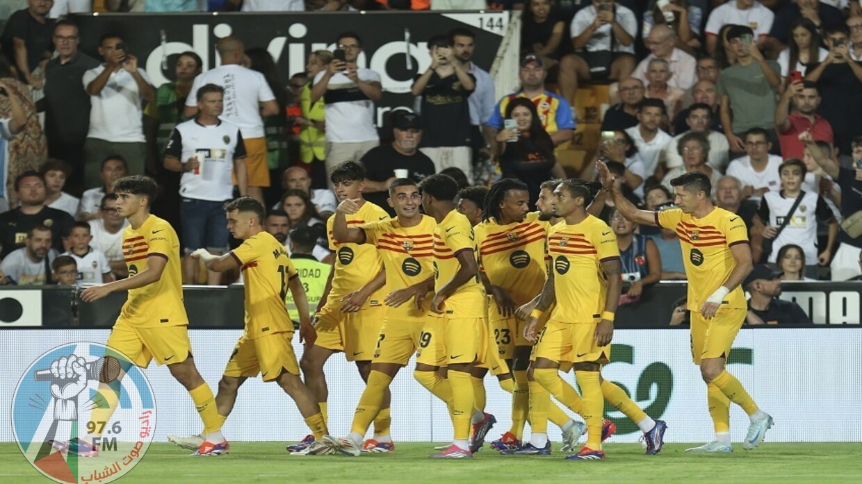 برشلونة يهزم فالنسيا ويكرر رقما تاريخيا بشبابه