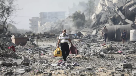 “الأونروا”: لا مكان آمنا في غزة وسكانه ينتظرون الموت