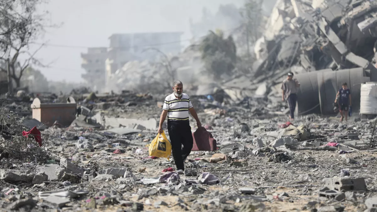 “الأونروا”: لا مكان آمنا في غزة وسكانه ينتظرون الموت