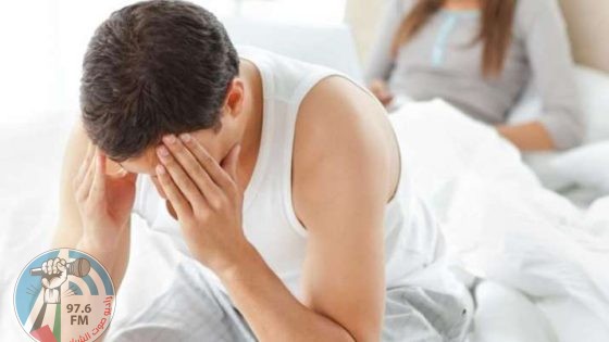 طبيب يحذر من عادة شائعة قد تضر بالصحة الجنسية للرجال
