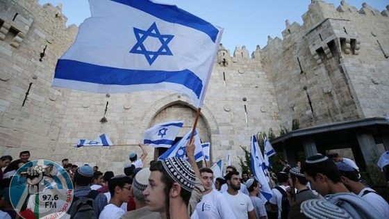 مسيرة أعلام استفزازية للمستوطنين في القدس