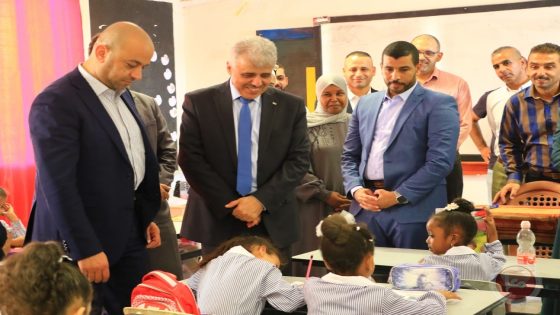 “التربية” تطلق العام الدراسي من الضفة وغزة حاضرة في كل مدرسة