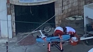 إصابة شاب واعتقال 7 خلال اقتحام قلقيلية
